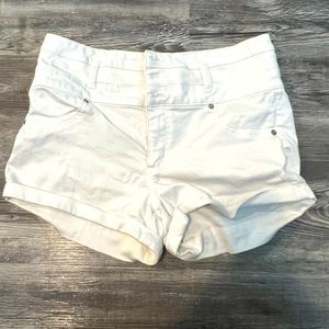 ✨White High Waist Shorts✨
